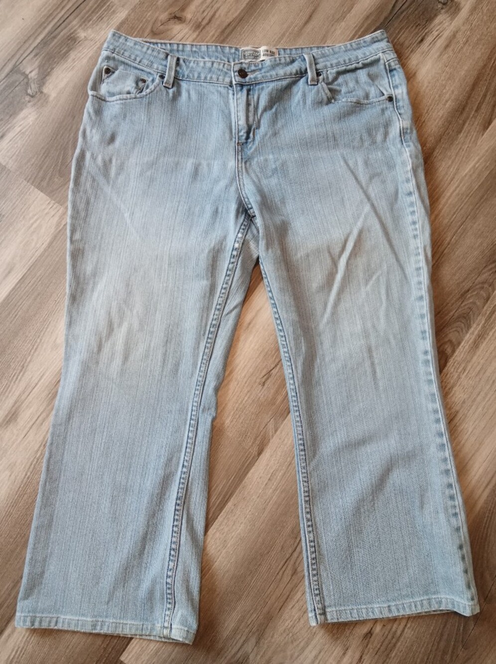 Levi's Signature Light Blue Women's Straight-Leg Jeans